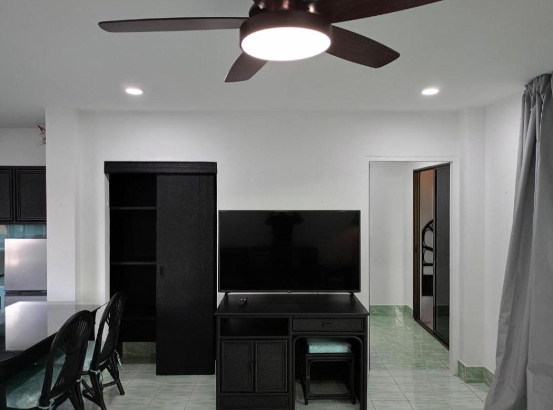 Patong Sunbeach Mansion Екстер'єр фото