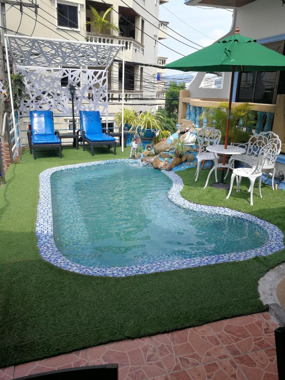 Patong Sunbeach Mansion Екстер'єр фото